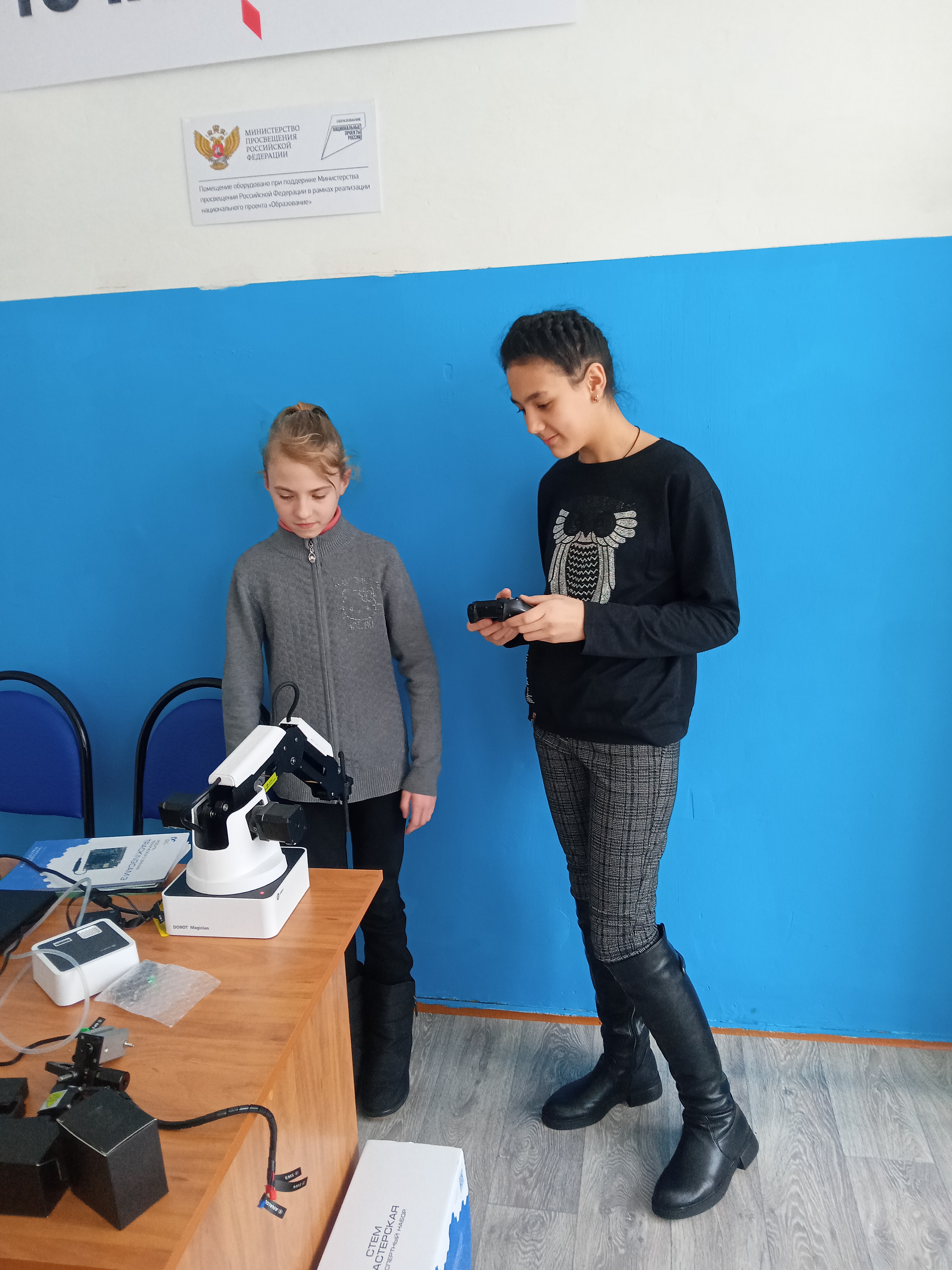 Собираем роботов.